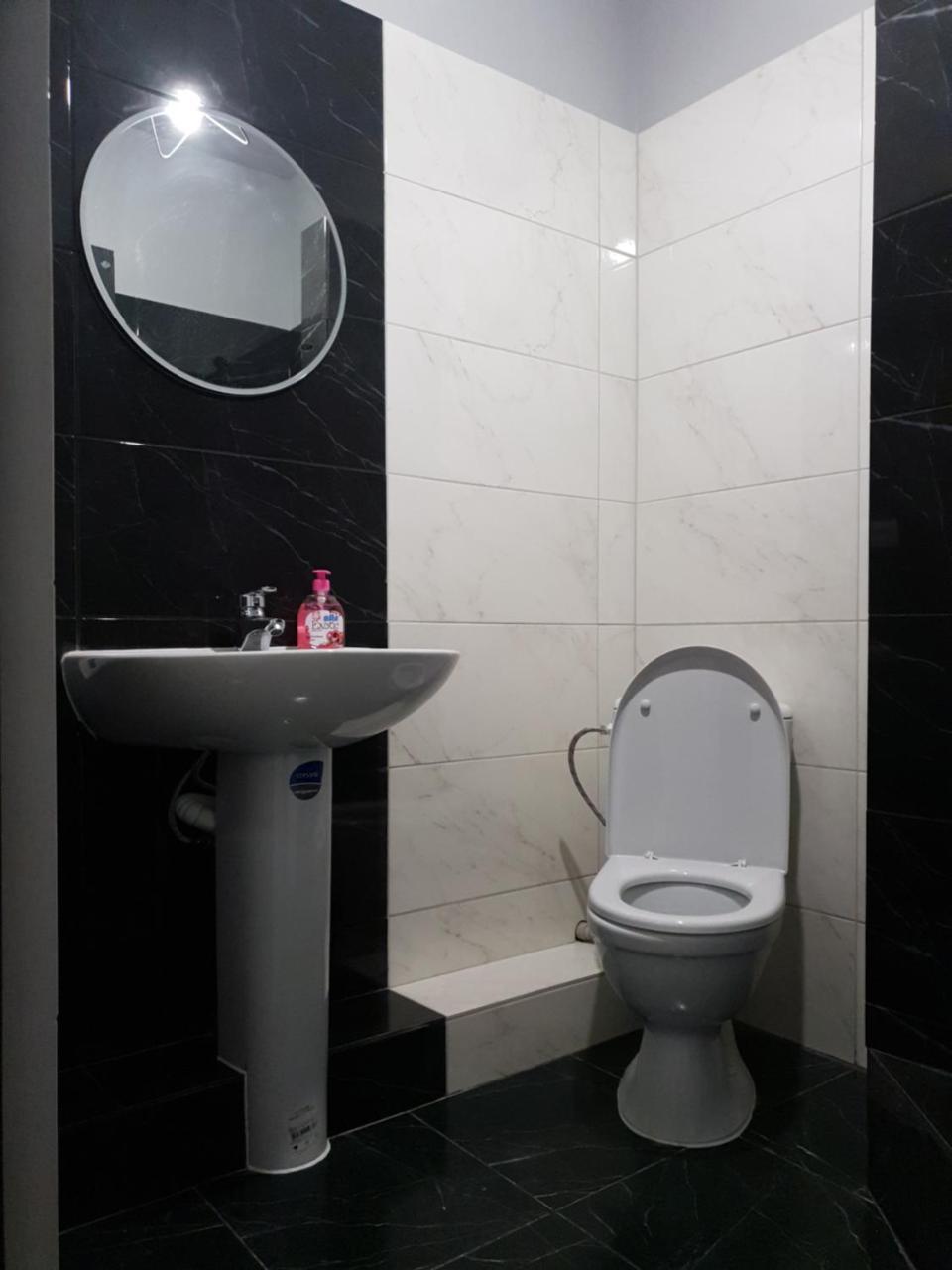 Travel station apartment Ivano-Frankivsk Esterno foto